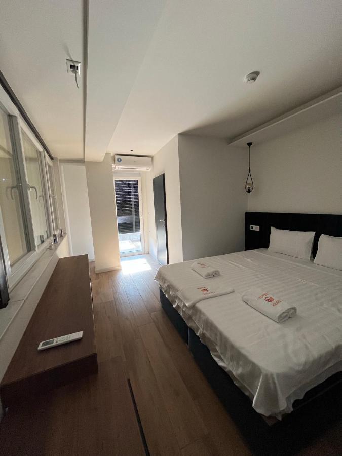Kubi Hotel Struga Esterno foto